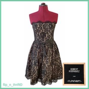 🎉HP🎉 🏷NWT ROBERT RODRIGUEZ Black Lace Dress